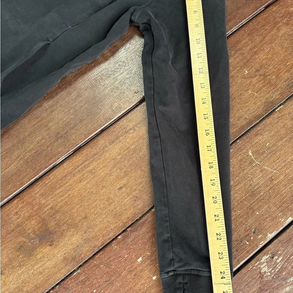 LULULEMON Sweatshirt Womens Size 4 Faded Black Scuba Crew Neck Kangaroo Terry - Picture 5 of 10